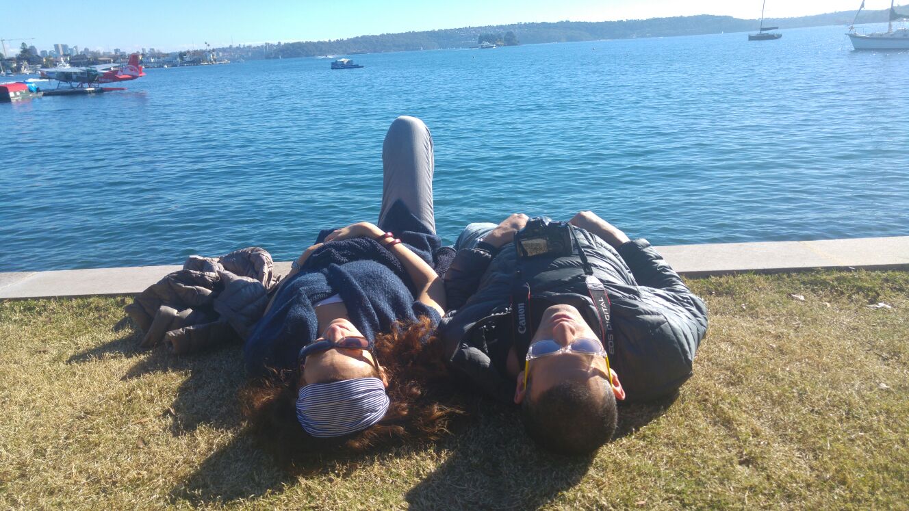 על החוף של רוז ביי בסידני